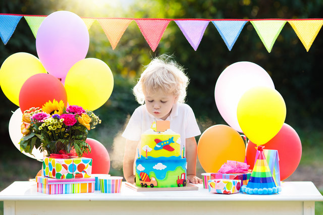 4歳の男の子への誕生日プレゼント人気10選！子供の好奇心を育てるおもちゃやグッズをご紹介