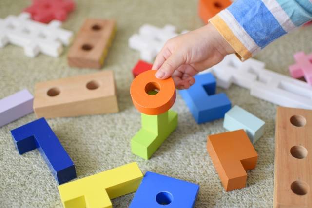おもちゃの収納実例とアイディア16選！すっきり見えるコツや子供が片付けやすい方法を大公開♡