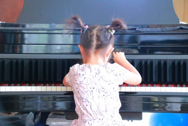 幼児期が大切！ピアノ教室で子どもの才能開花♬脳科学者も認める音楽のチカラとは