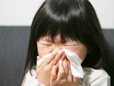 インフルエンザの潜伏期間と出席停止期間は？子供がマスクを嫌がるときの3つの対策とは？
