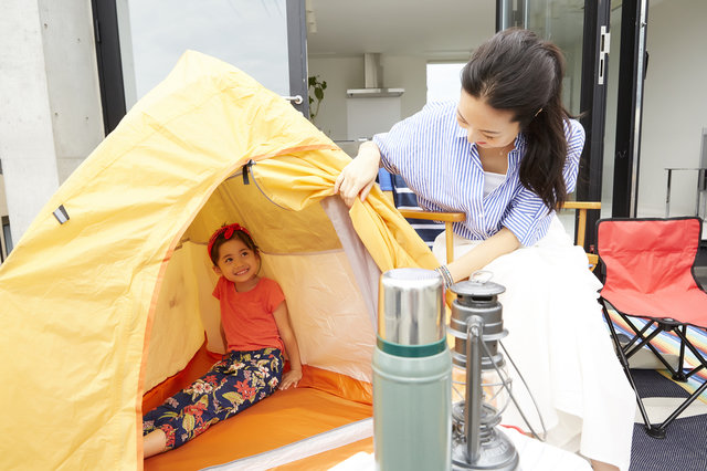 おうちキャンプが大人気！テントを立てて自宅で簡単アウトドア体験をしよう！