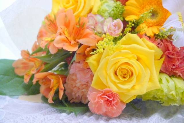 敬老の日におすすめの花ギフト16選♡素敵なアレンジメントから一緒に贈りたいモノまで大公開！