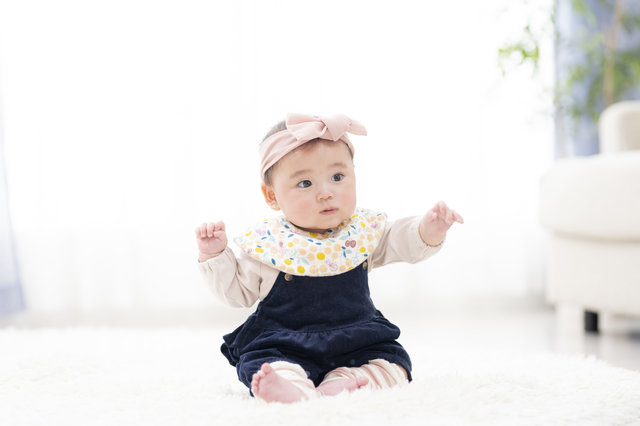 女の子の可愛いベビー服7選！0～6ヶ月の低月齢ベビーだっておしゃれが楽しめる！